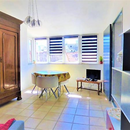 La Terrasse Ensoleillee Arles Camargue Apartment Exterior foto