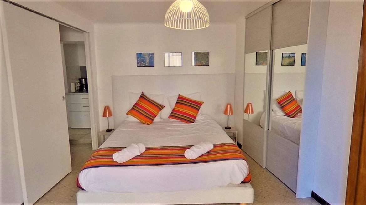 La Terrasse Ensoleillee Arles Camargue Apartment Exterior foto